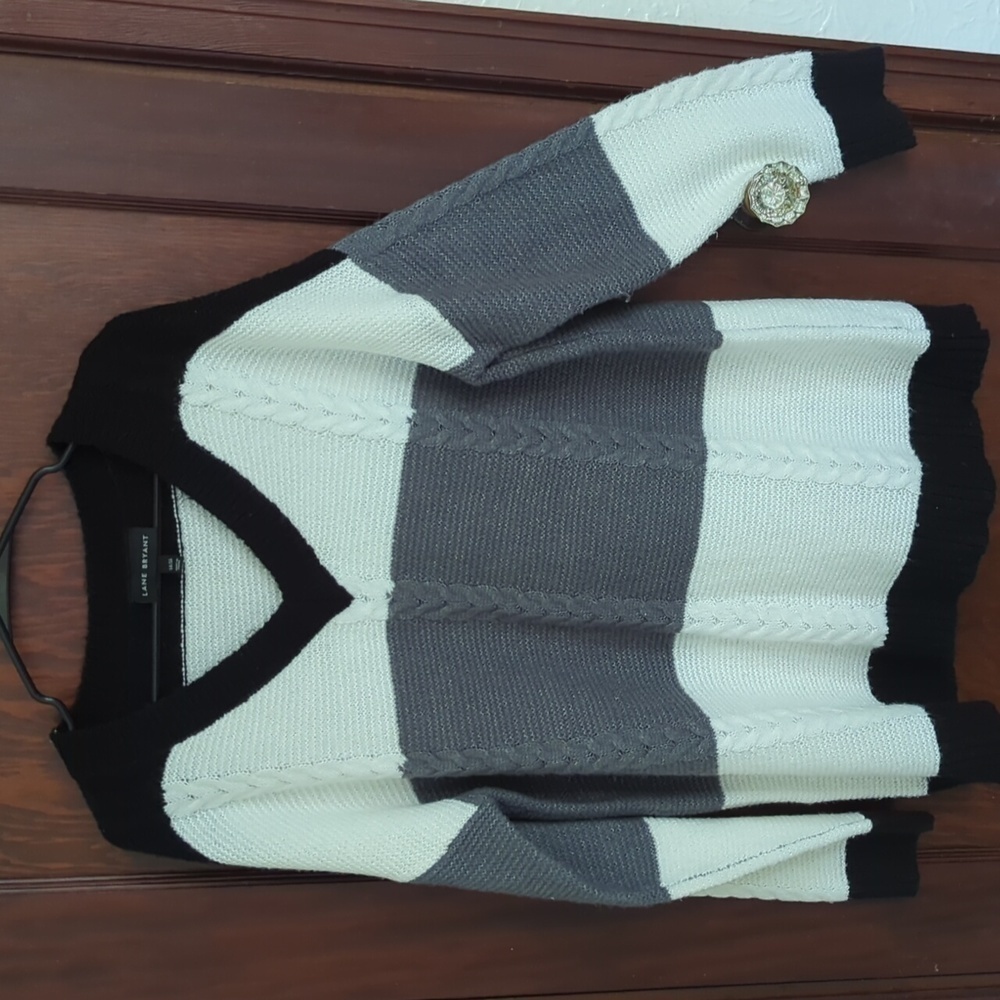 Lane Bryant Black, White & Gray Color Block Knit Sweater Size 14/16